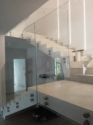 Warm Glass - pracownia Szklarska , usługi szklarskie Olsztyn